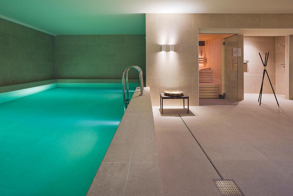Pestana Amsterdam Riverside Hotels met zwembad amsterdam