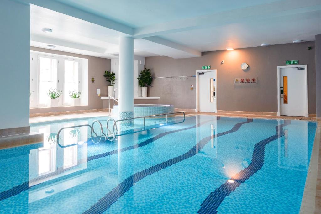 Waldorf Astoria Edinburgh – The Caledonian Hotels met zwembad edinburgh